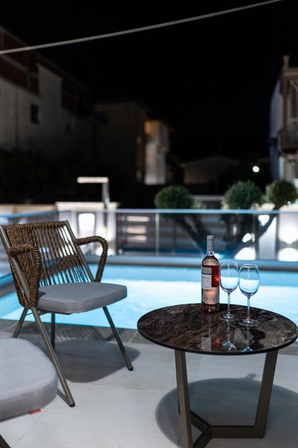 Ammos Luxury Apartments Nea Vrasna Luaran gambar